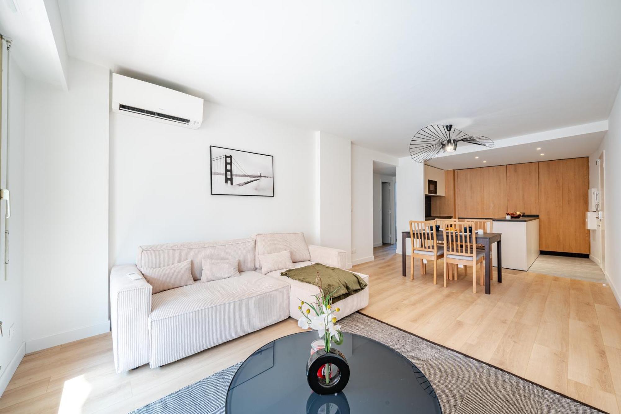 Near Old Town And Apartment Fully Renovated 니스 외부 사진