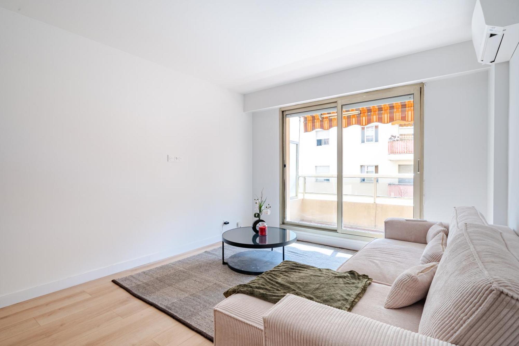 Near Old Town And Apartment Fully Renovated 니스 외부 사진