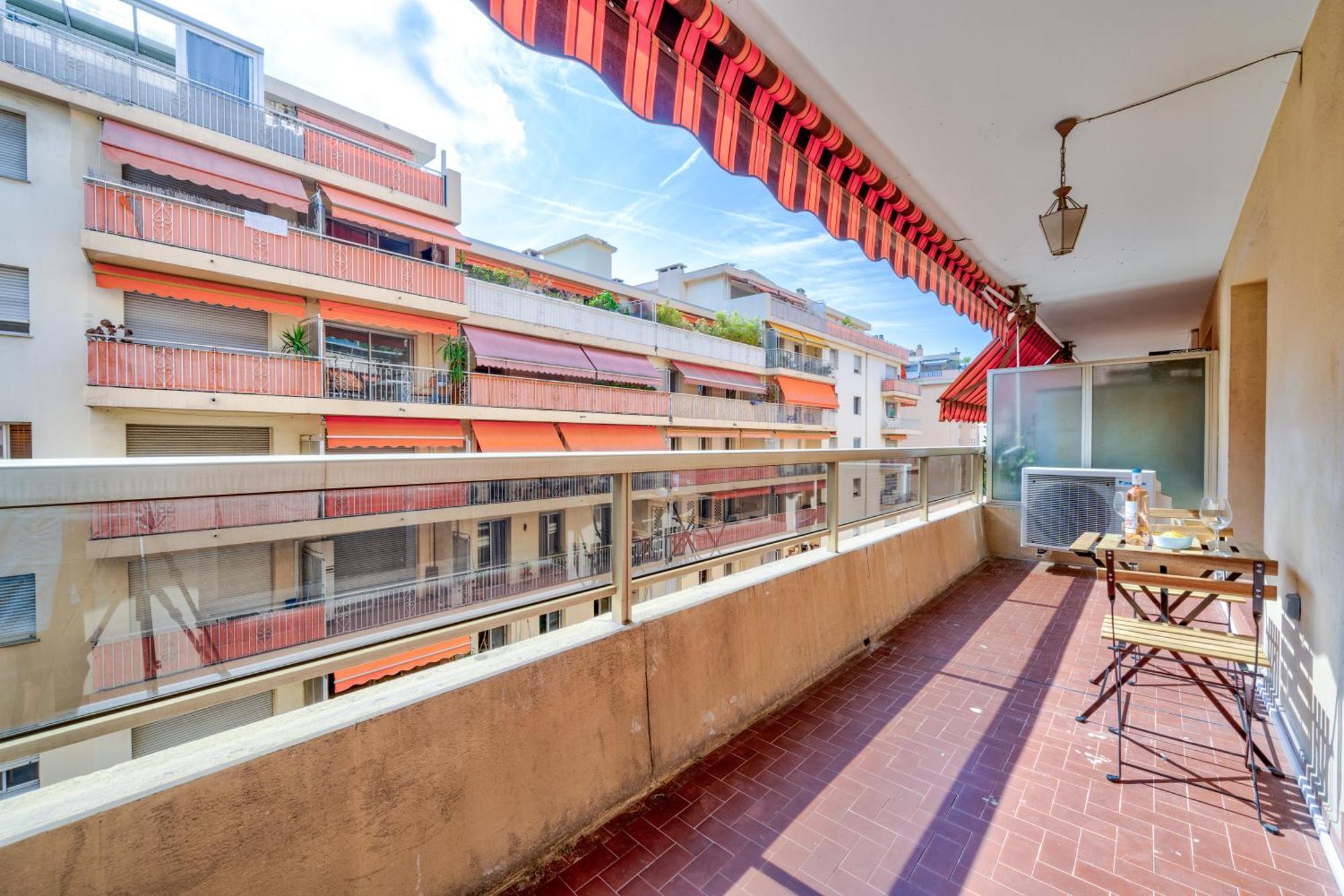 Near Old Town And Apartment Fully Renovated 니스 외부 사진